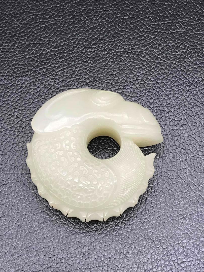 清時代　和田玉 玉佩　紅山文化風　古玉猪龍佩　稀品　和田玉彫り(F-64)