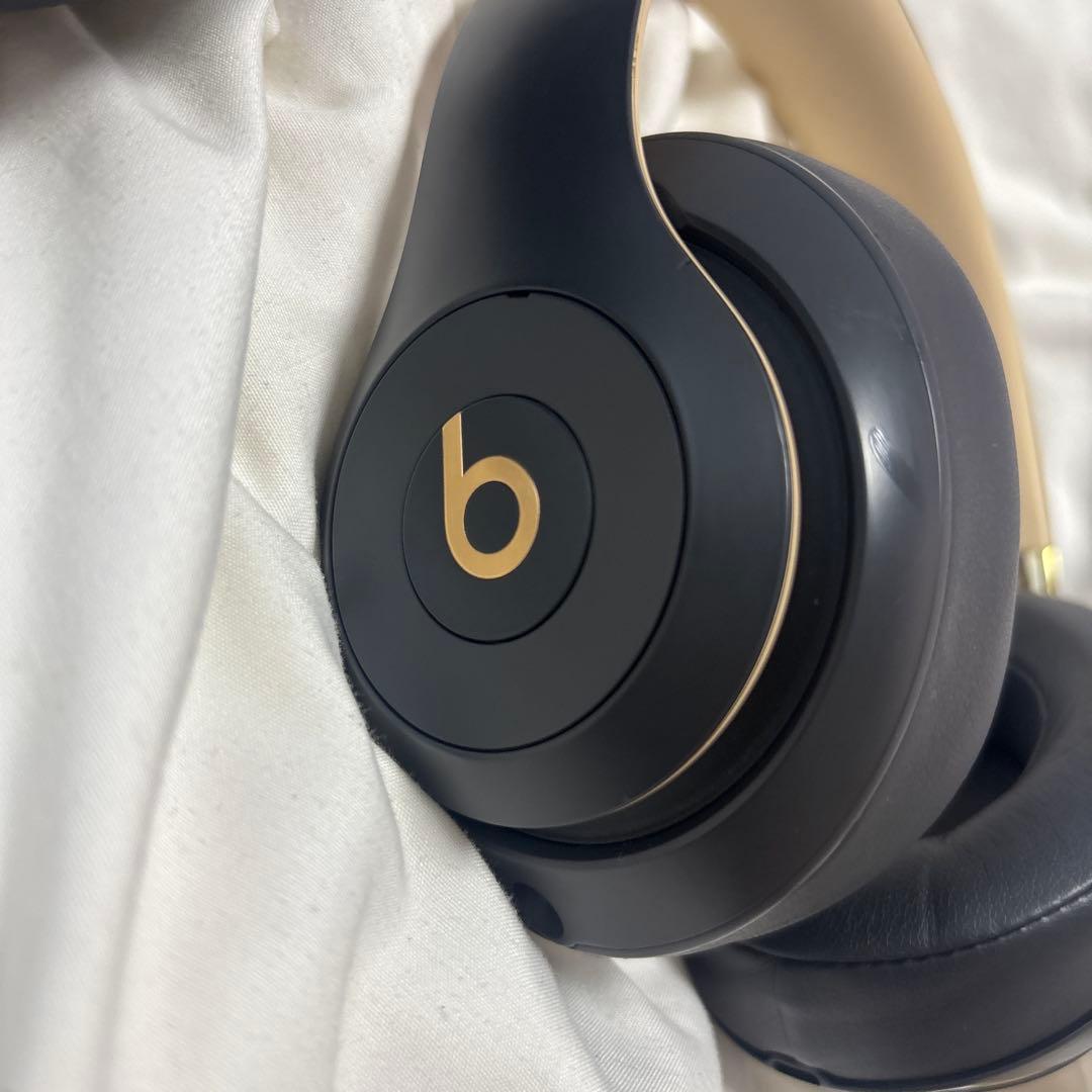 Beats studio3 ワイヤレスヘッドホン ブラック/ゴールド