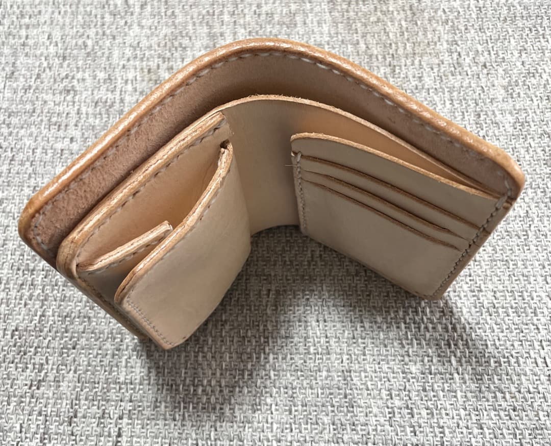 ヌメ革ハード極厚バイカーズウォーレットBOX