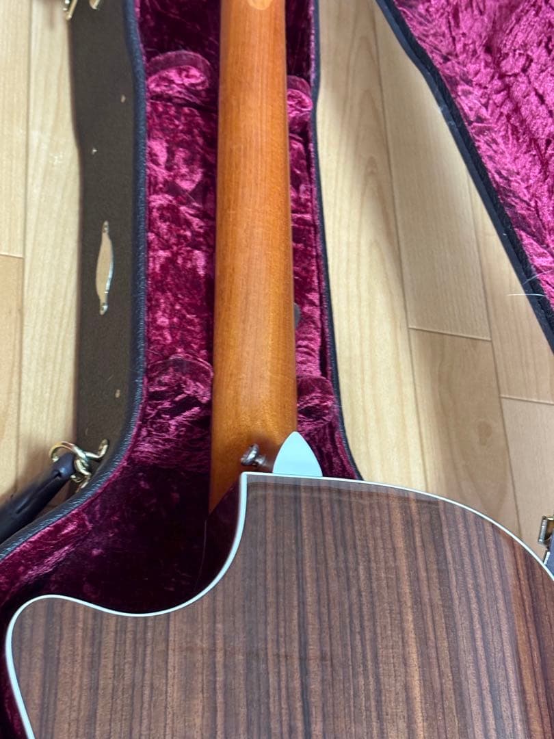 Taylor 414ce Rosewood V-Class 生産終了モデル