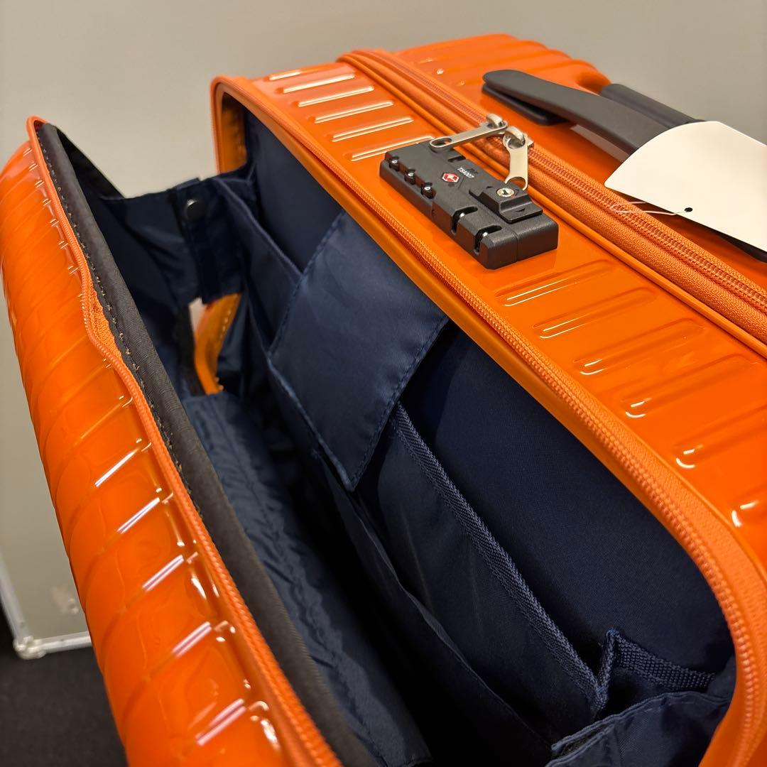 ACE　スーツケース　タッシェ M 59L　フロントポケット 静音キャスター