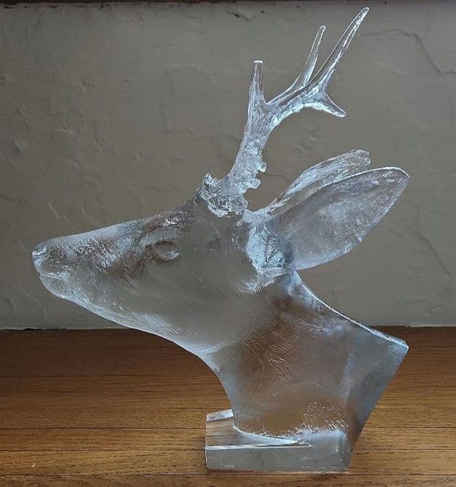 JJ　○【超美品】バカラの鹿の置物
