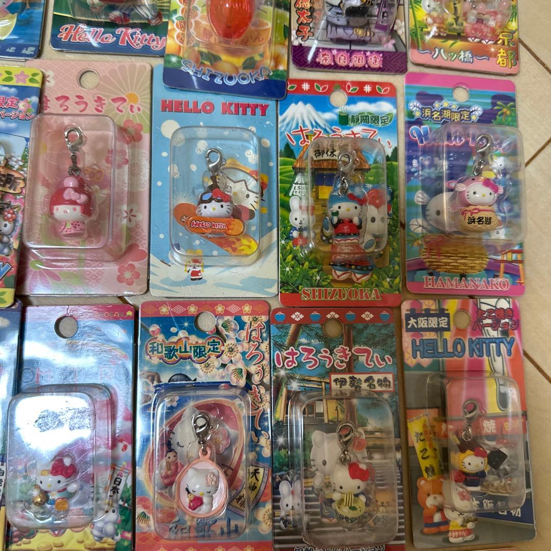 ご当地限定チャーム　55個まとめ売り