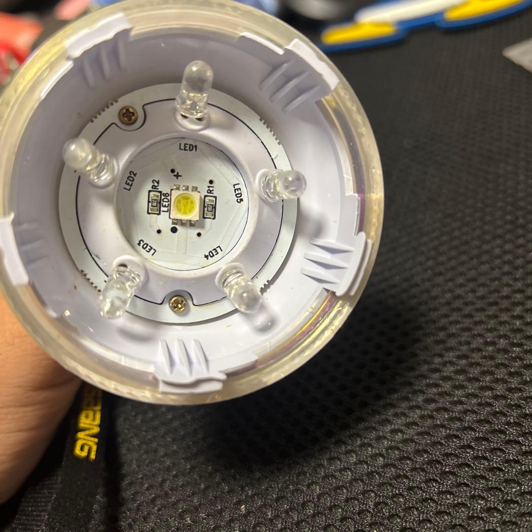 BIGBANG イエロー 王冠型 ペンライトver3 韓国版