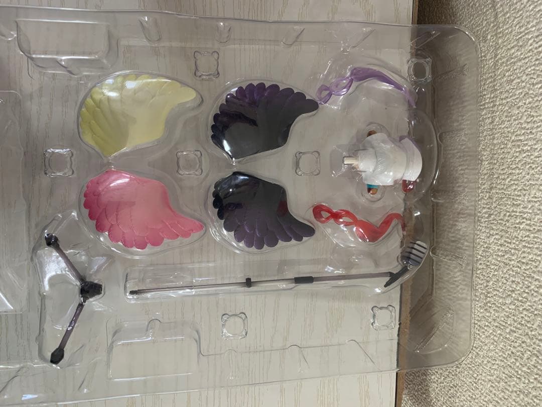 POP “RED-EDITION” “世界の歌姫” ウタ