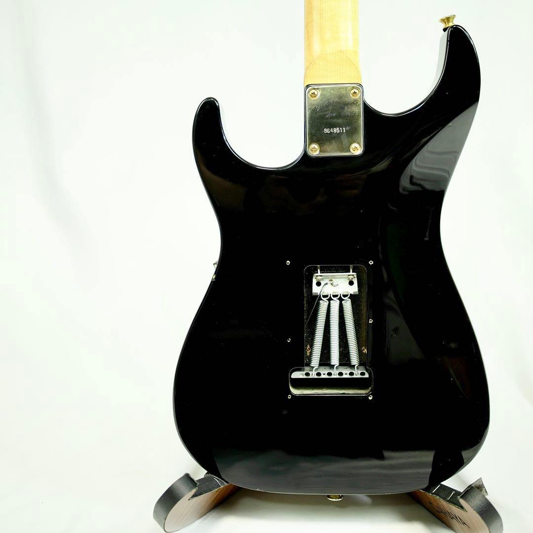 CHARVEL シャーベル フレイムメイプル トラ杢　SSHストラトキャスター