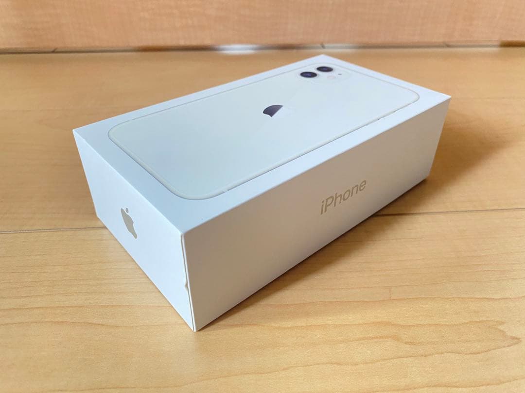 (美品)SIMフリー iPhone11 128GB ホワイト おまけ付