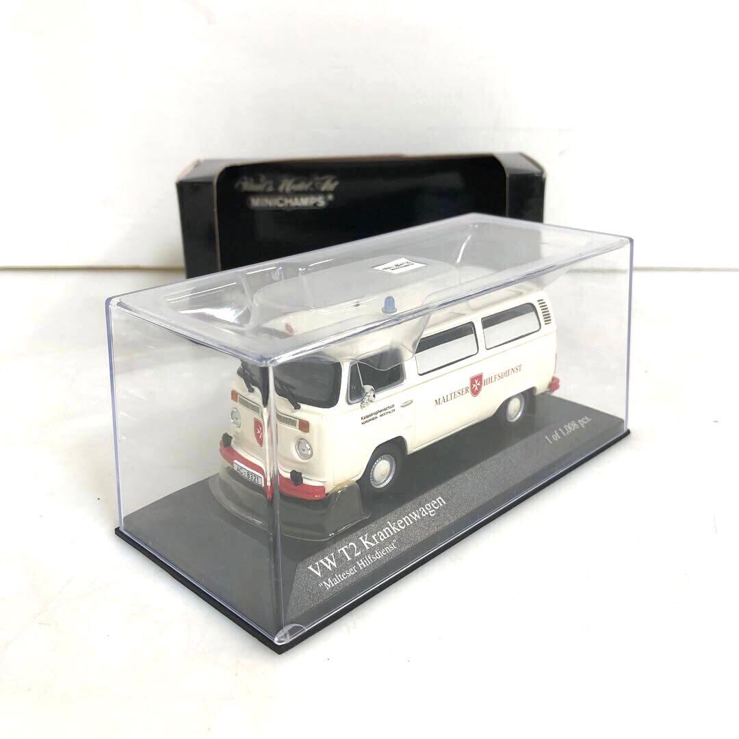 MINICHAMPS フォルクスワーゲン　T2 Krankenwagen