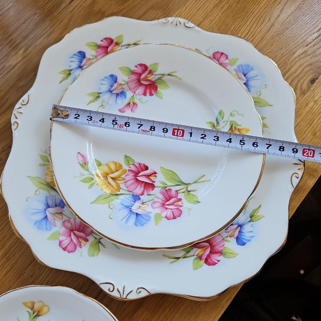 ヴィンテージティーカップトリオ