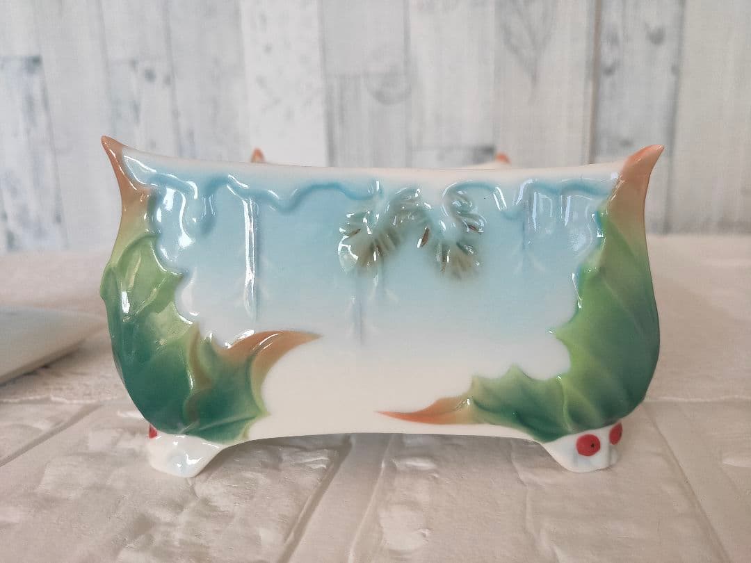 フランツ・ポーセリン ホリデー・ビギニングス シジュウカラ 陶器製 鳥とホリー