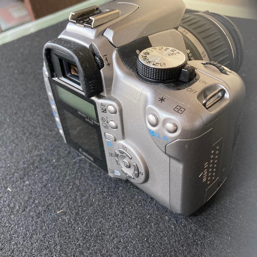 デジタルカメラ シルバー 18-55mmレンズ