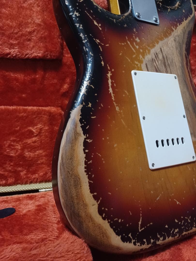 ★Custom HardRelic Sunburst StratocasterⅡ