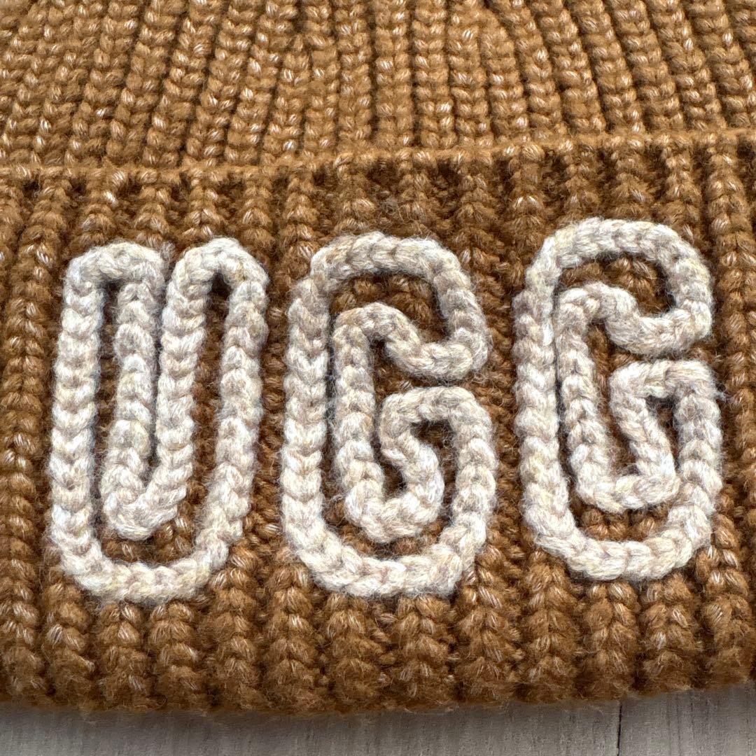 【試着のみ】UGG チャンキー クラフテッド リブ ビーニー　ニット帽
