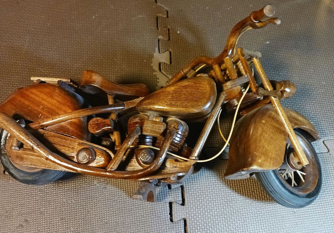 カッコいい！木製オートバイ セット　ジャンク扱い