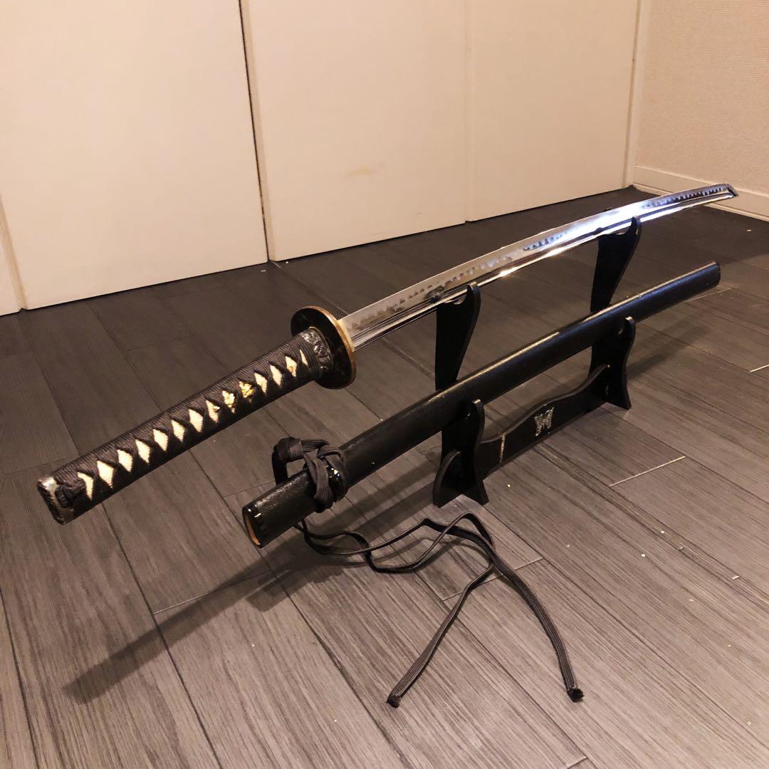 ウィッスキ　高級模造刀　居合刀　樋入り刀身　黒拵え　亜合金刀身