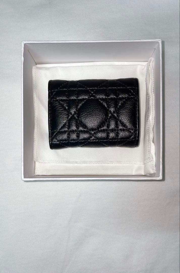 Dior Caro Veronia ウォレット カナージュ カーフスキン