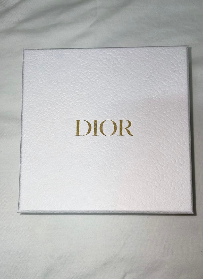 Dior Caro Veronia ウォレット カナージュ カーフスキン