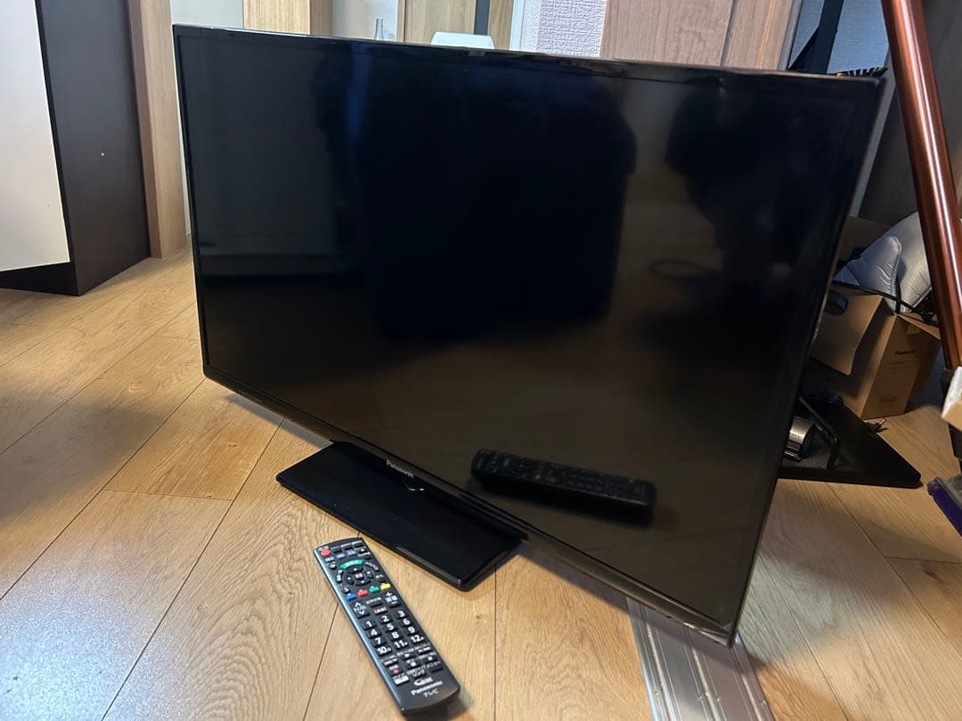 Panasonic TH-32D300 32インチ液晶テレビ