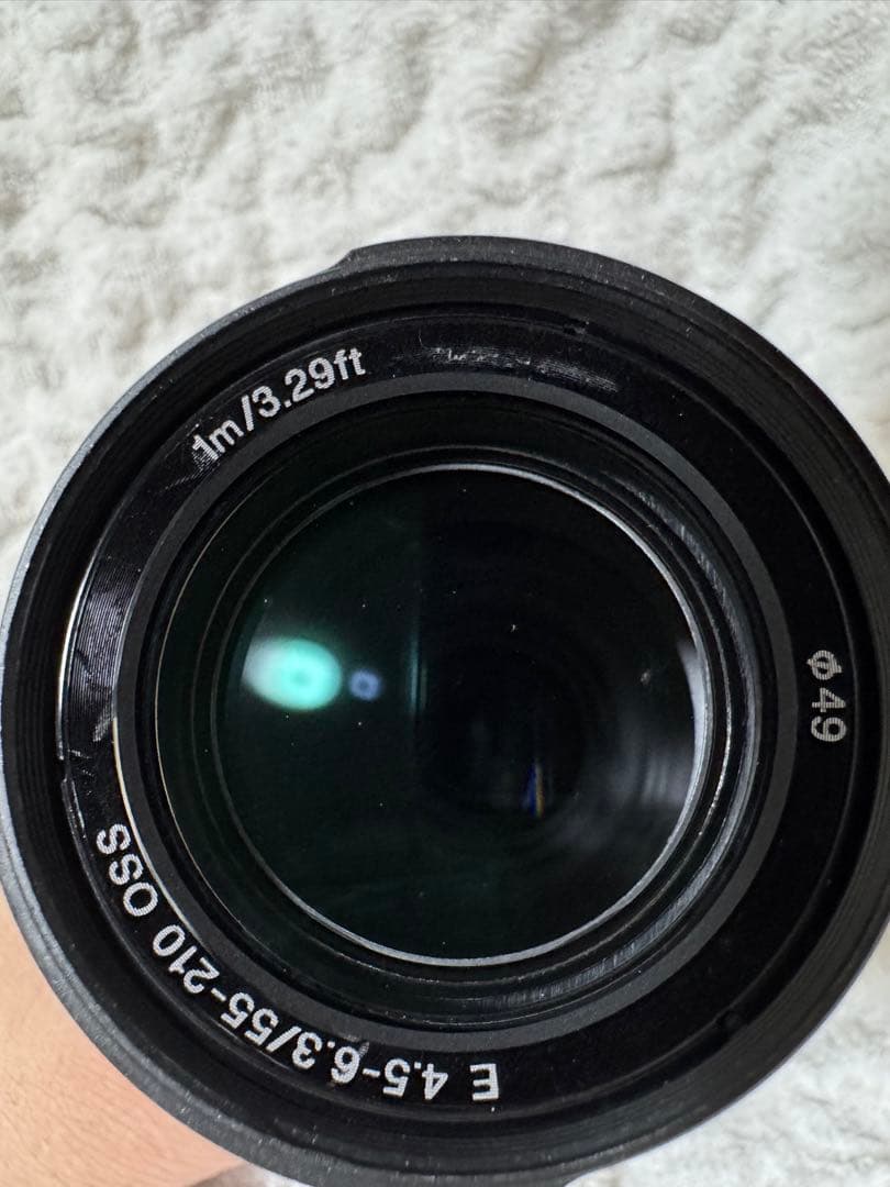 SONY E 55-210mm f/4.5-6.3 OSS ズームレンズ