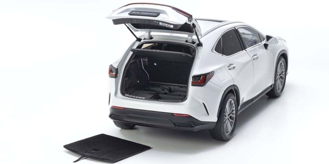 京商 オリジナル 1/18 レクサス NX 450h+ (ソニック クォーツ)