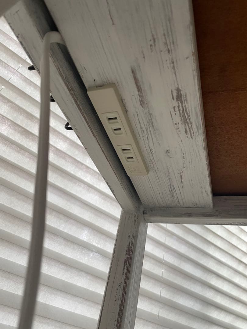 アンティーク机　デスク　勉強机　作業台　白テーブル　ドレッサー　つくえ