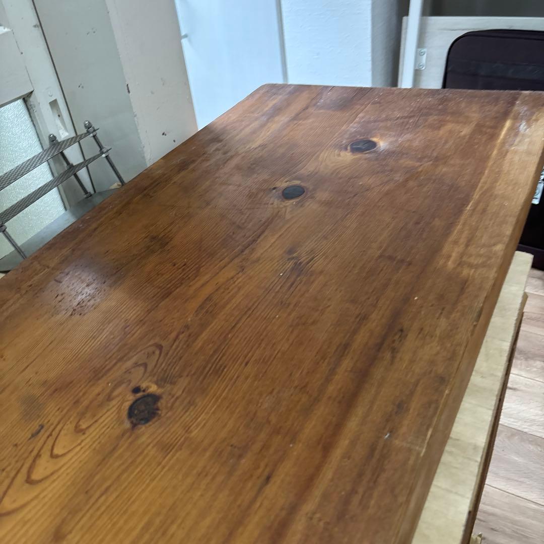 奈良　吉野産　杉の木　一枚板　テーブルの天板に