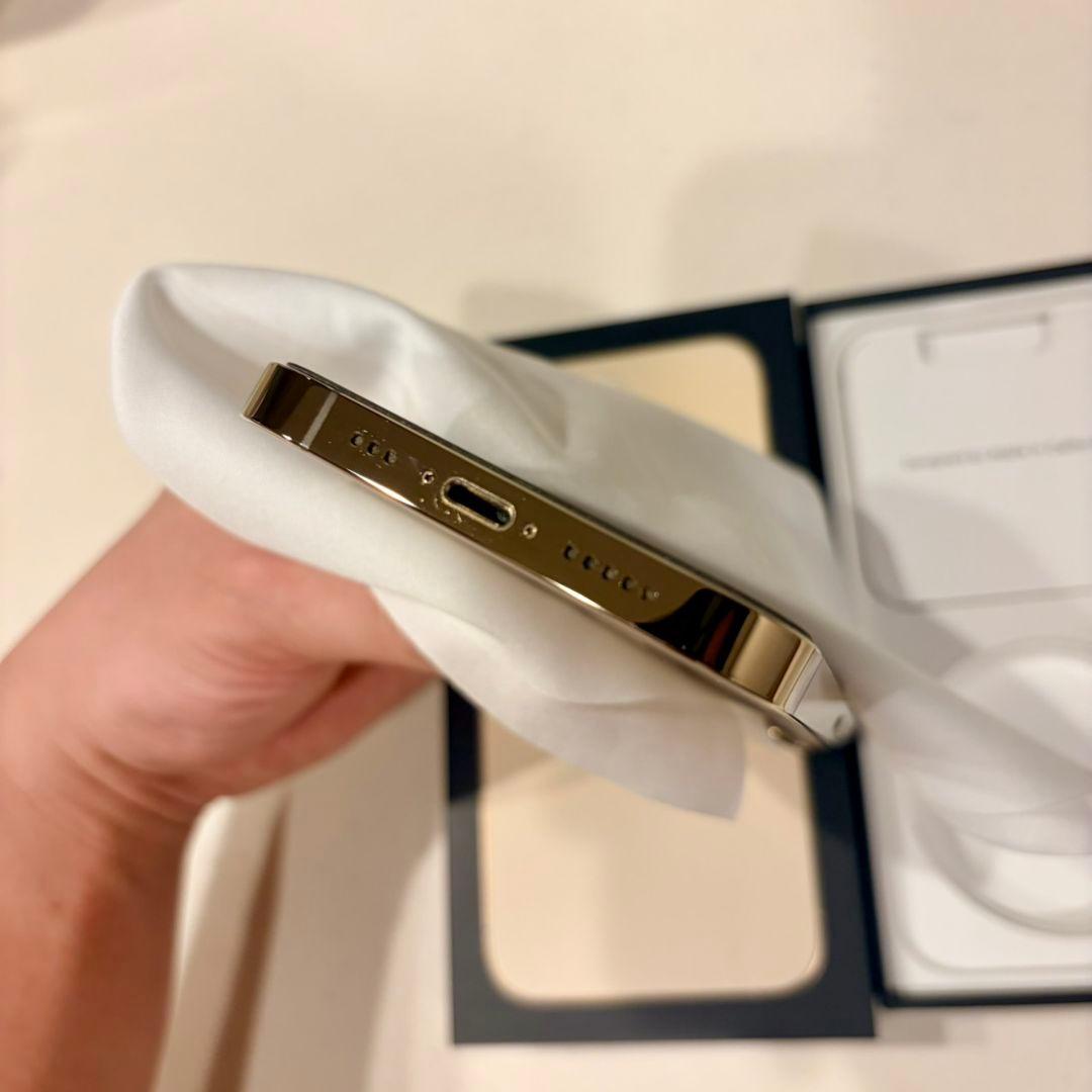 【美品】Apple iPhone 13 pro ゴールド 本体 256GB