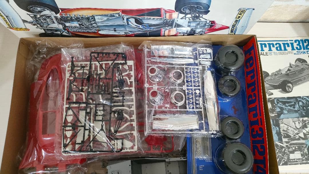 タミヤ 1/12ビッグスケールシリーズ No.23 フェラーリ 312T4