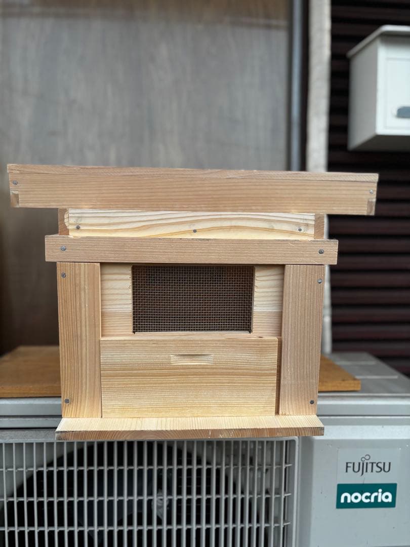 西洋ミツバチ巣箱　7枚がけ