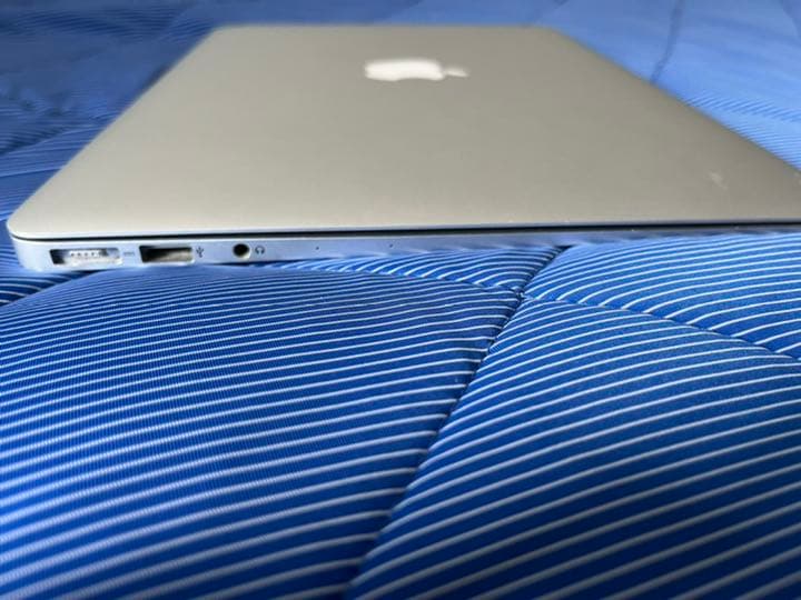 MacBook Air13インチ 2017