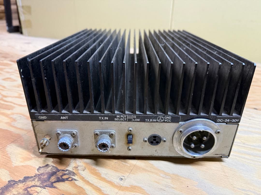 P-2817R リニアアンプリファイアー