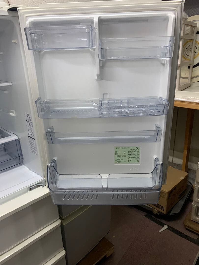 AQUA 【右開き】355L 4ドアノンフロン冷蔵庫 ナチュラルホワイト
