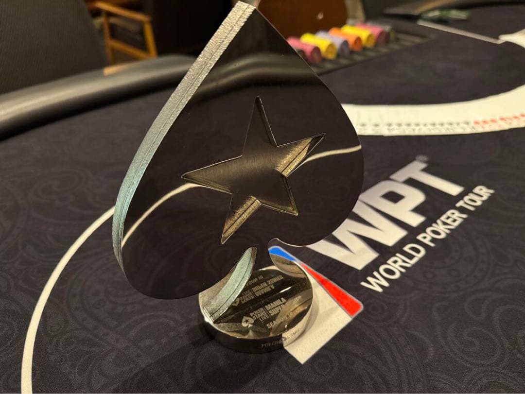 MANILA SUPER SERIES SEASON10 優勝トロフィー