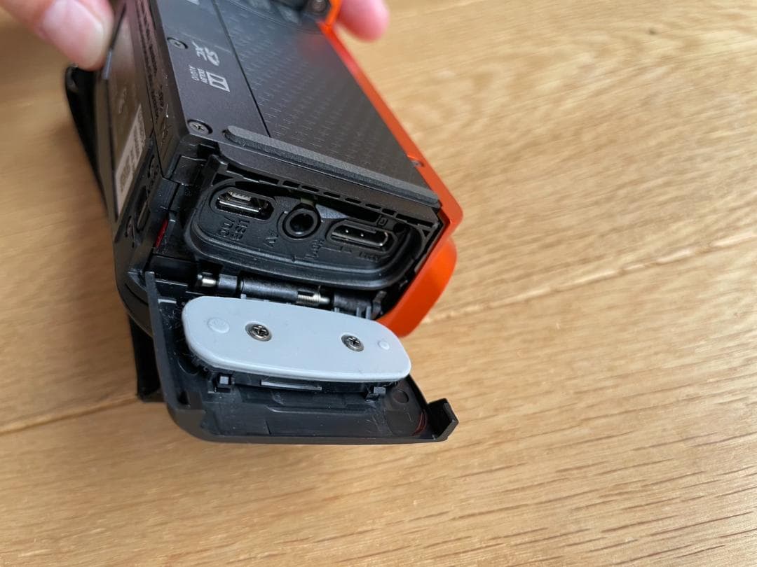 JVC ビデオカメラ Everio R GZ-RX670-D　☆美品　動作品☆