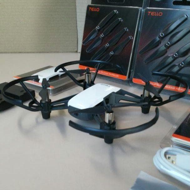 ドローン DJI Tello & 専用ケース + 付属品多数