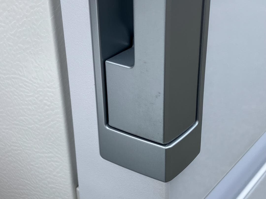 愛知岐阜/送料無料★美品★シャープ　350L冷蔵庫 SJ-GW35H-W　22年