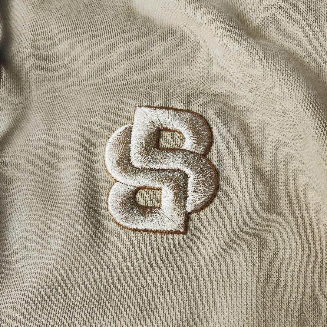 【高級】Hugo Boss★プルオーバーパーカー 刺繍ロゴ Lサイズ