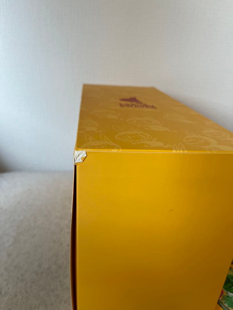 LABUBU SWAURER フィギュア　未開封