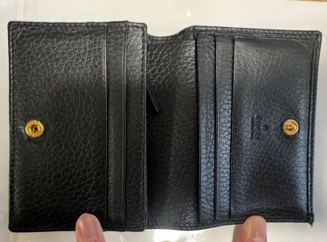 GUCCI 財布　二つ折り