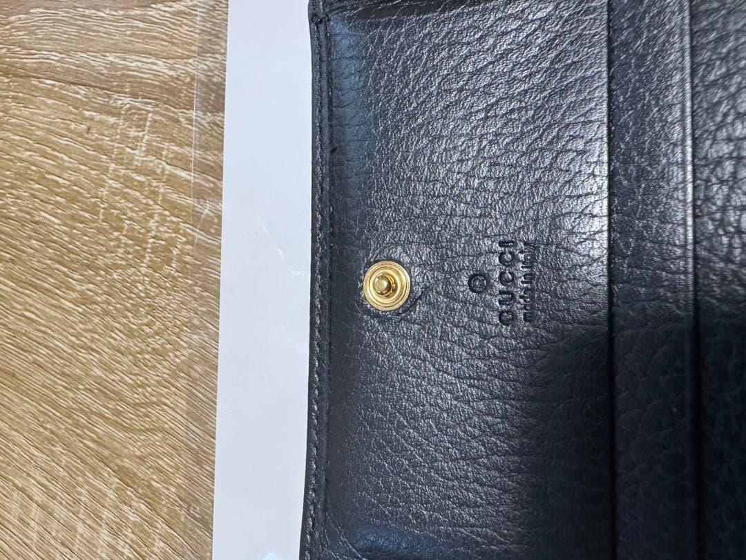 GUCCI 財布　二つ折り