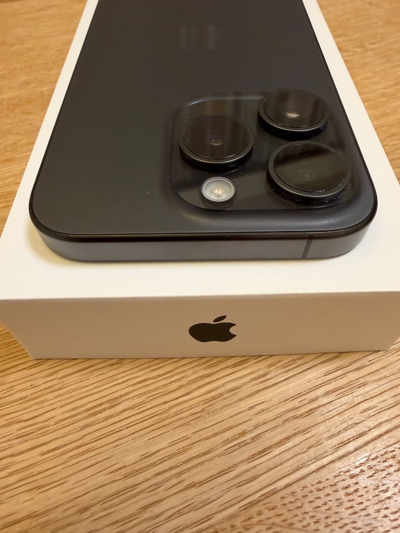 iPhone15 Pro ブラックチタニウム 256GB バッテリー91%