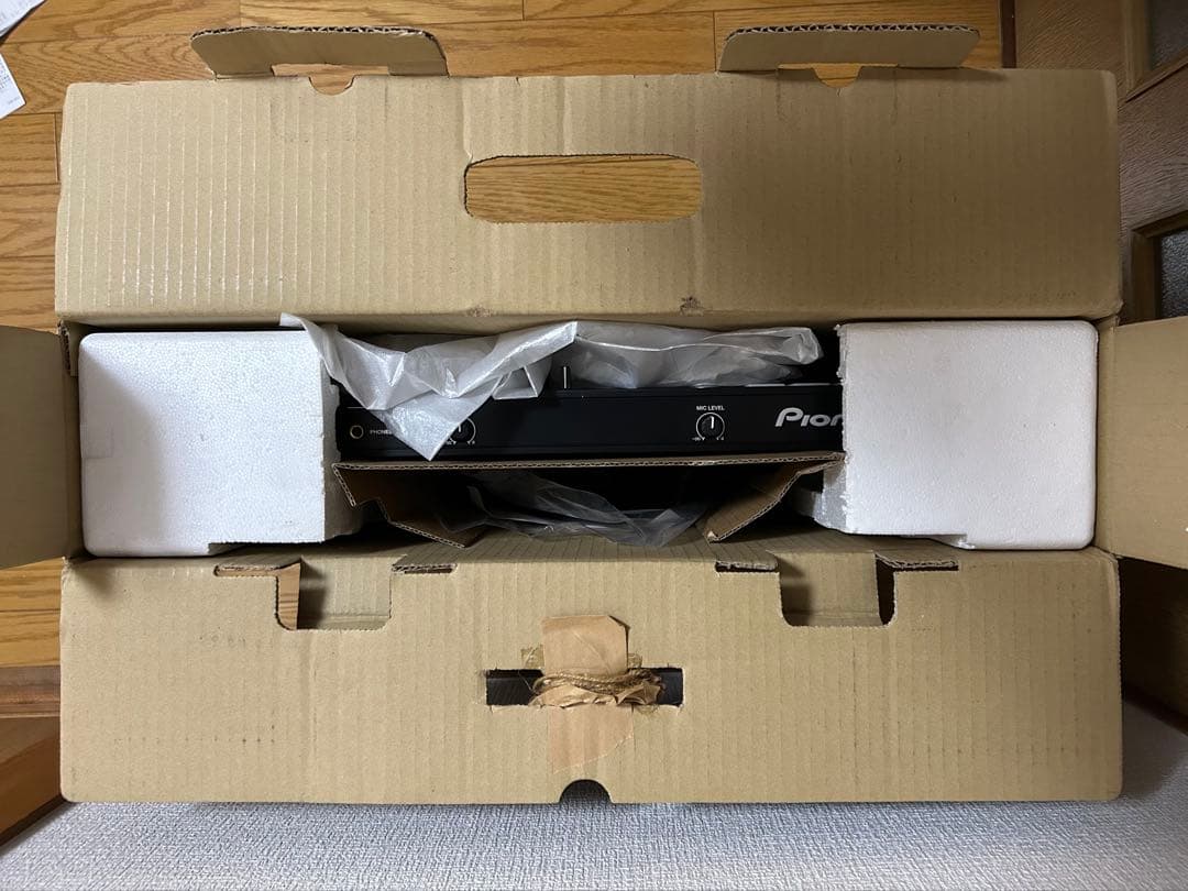 Pioneer DJ DDJ-SR2 コントローラー