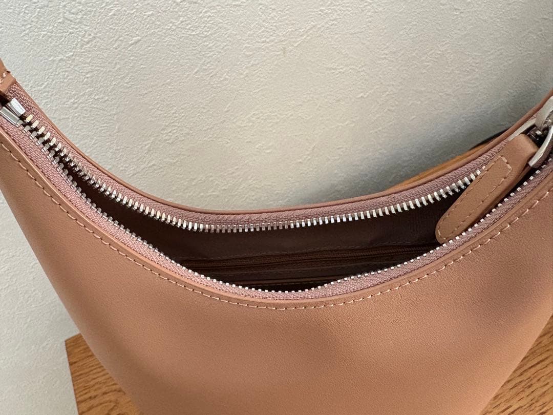 バッグ ROH SEOUL Medium Around hobo bag