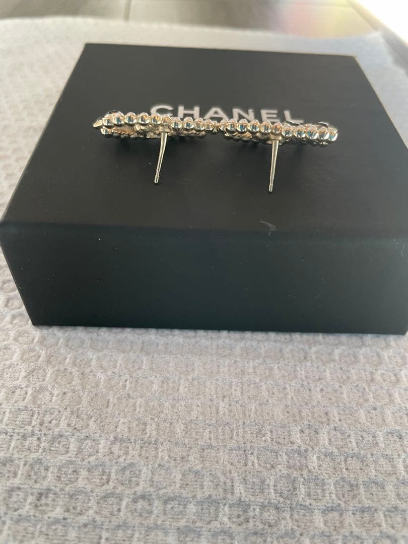 【訳ありのため格安】新宿伊勢丹CHANELブティック購入品⭐︎パールゴールドピアス