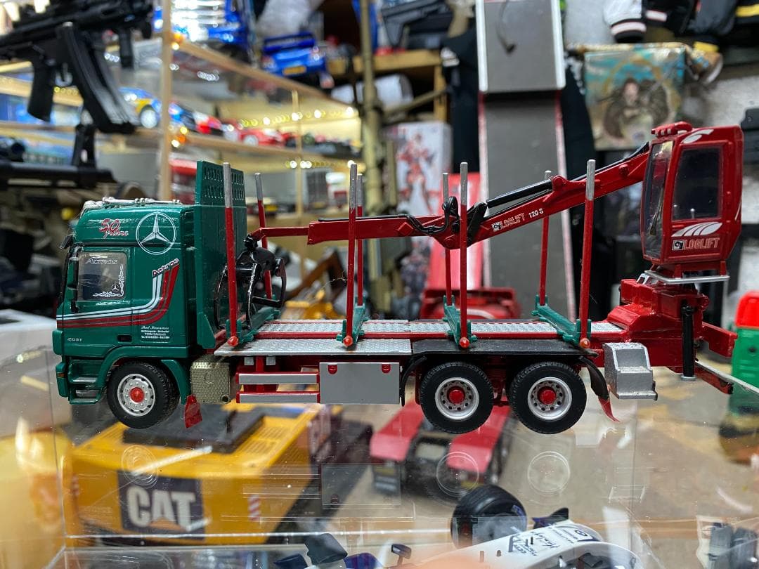 1/50 Conrad DOLL 原木車 材木運搬 メルセデスベンツ アクトロス