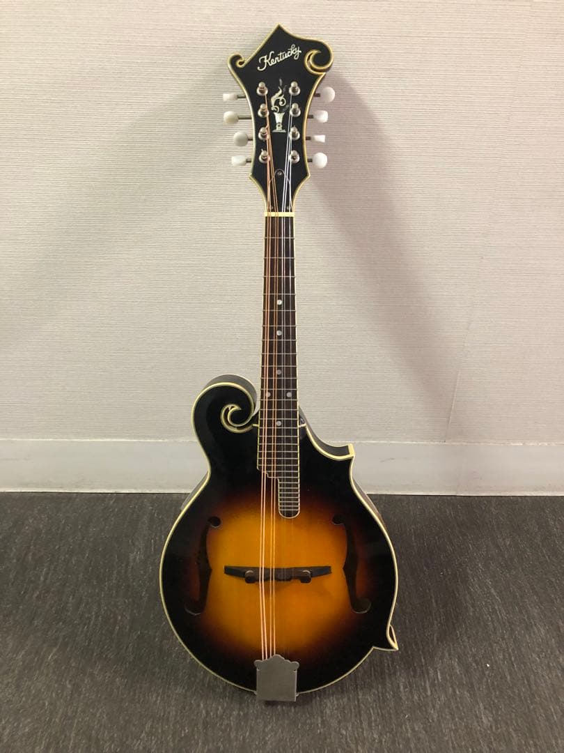 T*’様 Kentucky マンドリン サンバースト　KM675