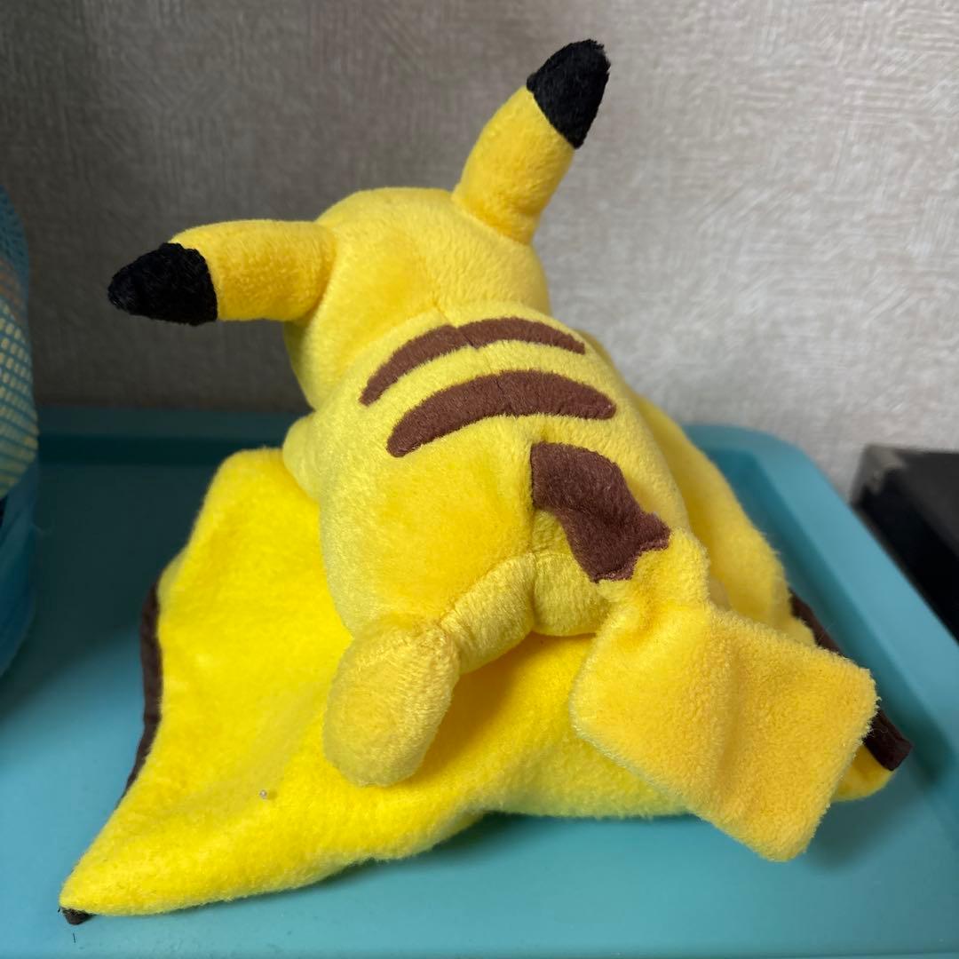 ピカチュウ ブランケット ぬいぐるみ