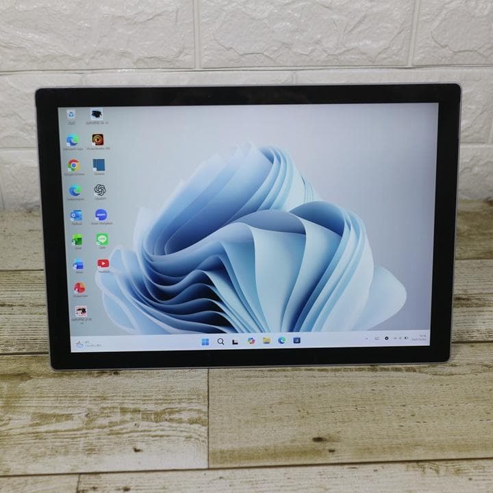 サムsurface pro7+ SSD256GB i5 タッチパネル