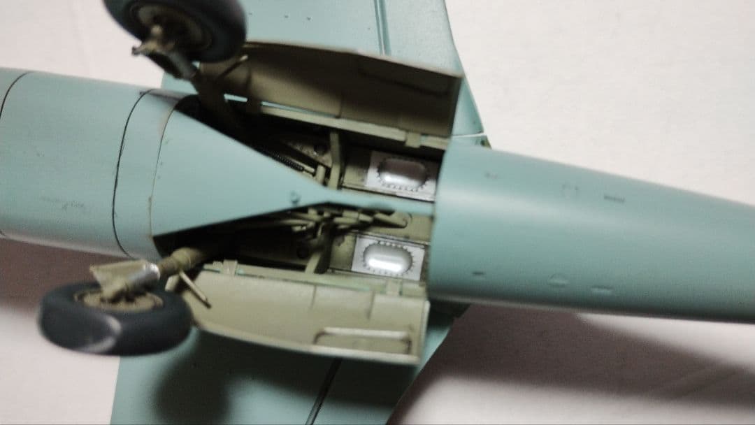 プラモデル完成機　1/48　ハインケルHe162a-2サラマンダー