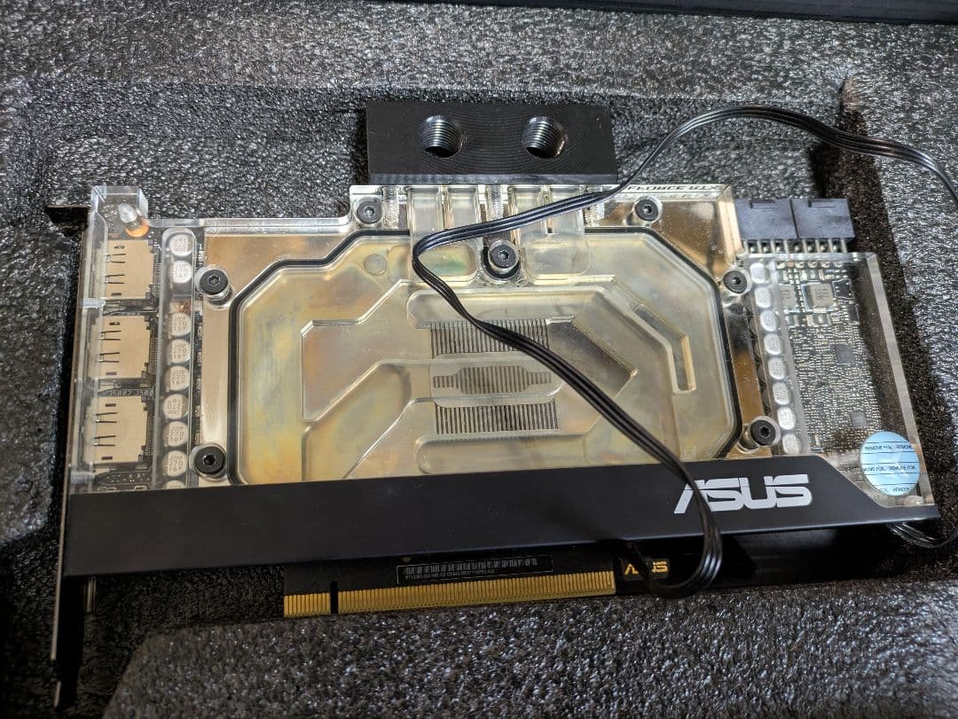 グラフィックボード・グラボ・ビデオカード EKWB ASUS GeForce RTX 3090 24GB GDDR6X